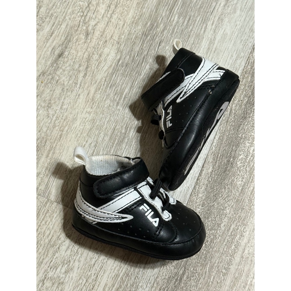 Fila Baby Shoes 0-6 Months Black White Sneakers Booties Infant